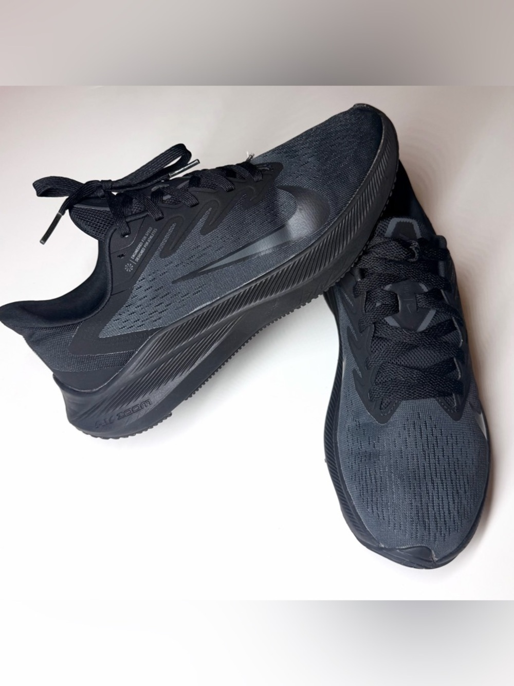 Nike Zoom Winflo 7 Triple Black Women's Running Shoes Sneakers Size- 9.5